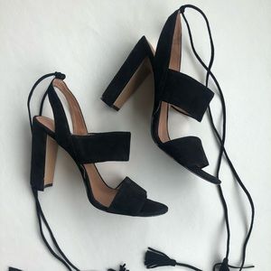 Madewell Black Suede Herls with Tassel